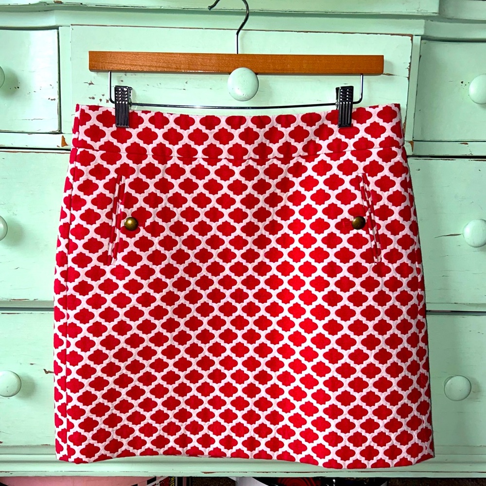 Ann Taylor tapestry skirt back zipper size 4 red & white w/ buttoned pockets